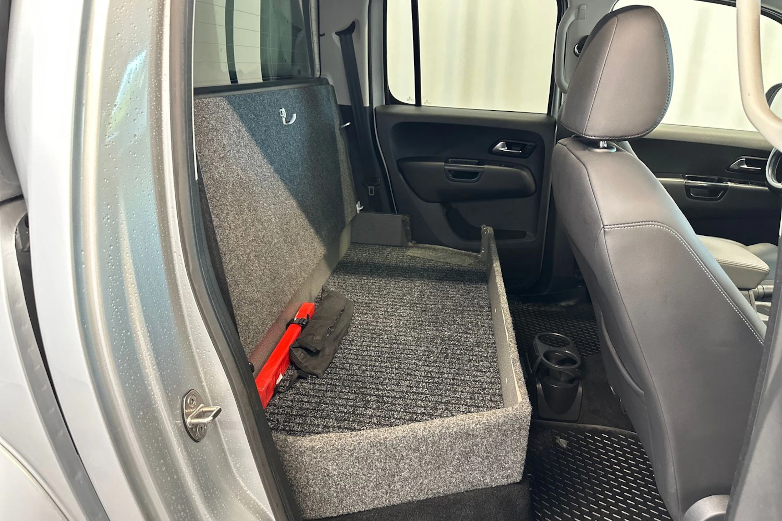 hopea Volkswagen Amarok 2020 kuva 16.