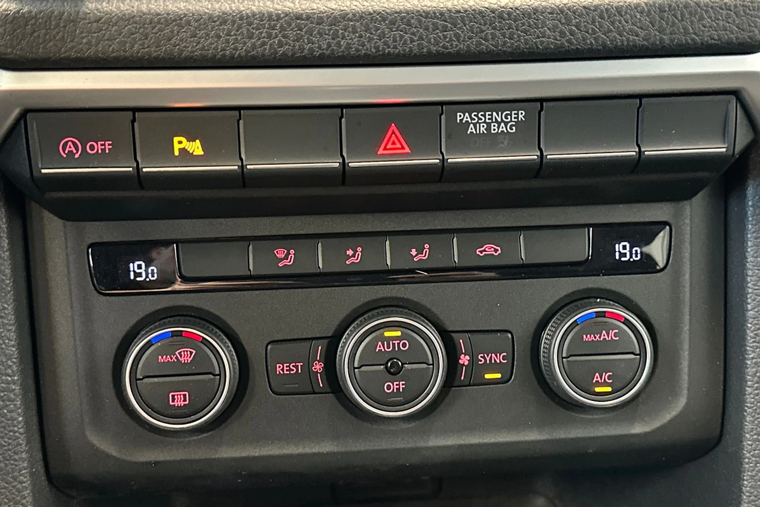 hopea Volkswagen Amarok 2020 kuva 27.
