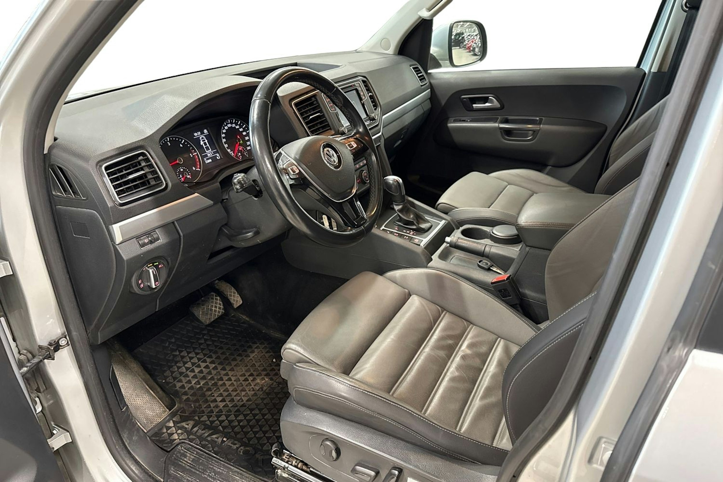 hopea Volkswagen Amarok 2020 kuva 7.