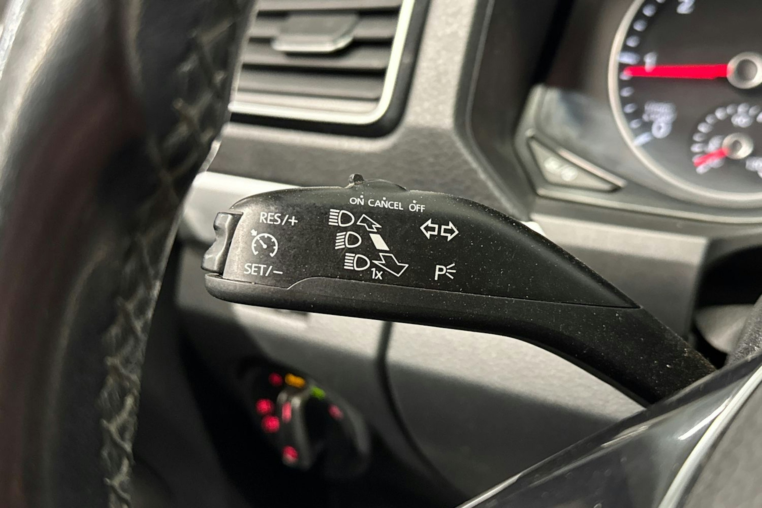 hopea Volkswagen Amarok 2020 kuva 18.