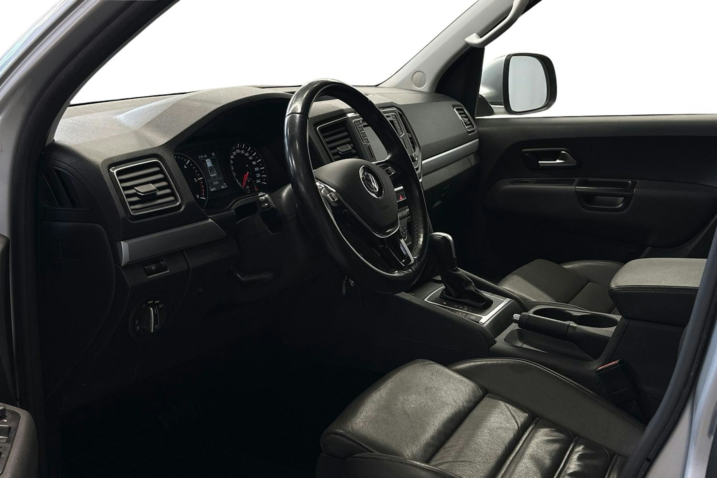 hopea Volkswagen Amarok 2020 kuva 6.