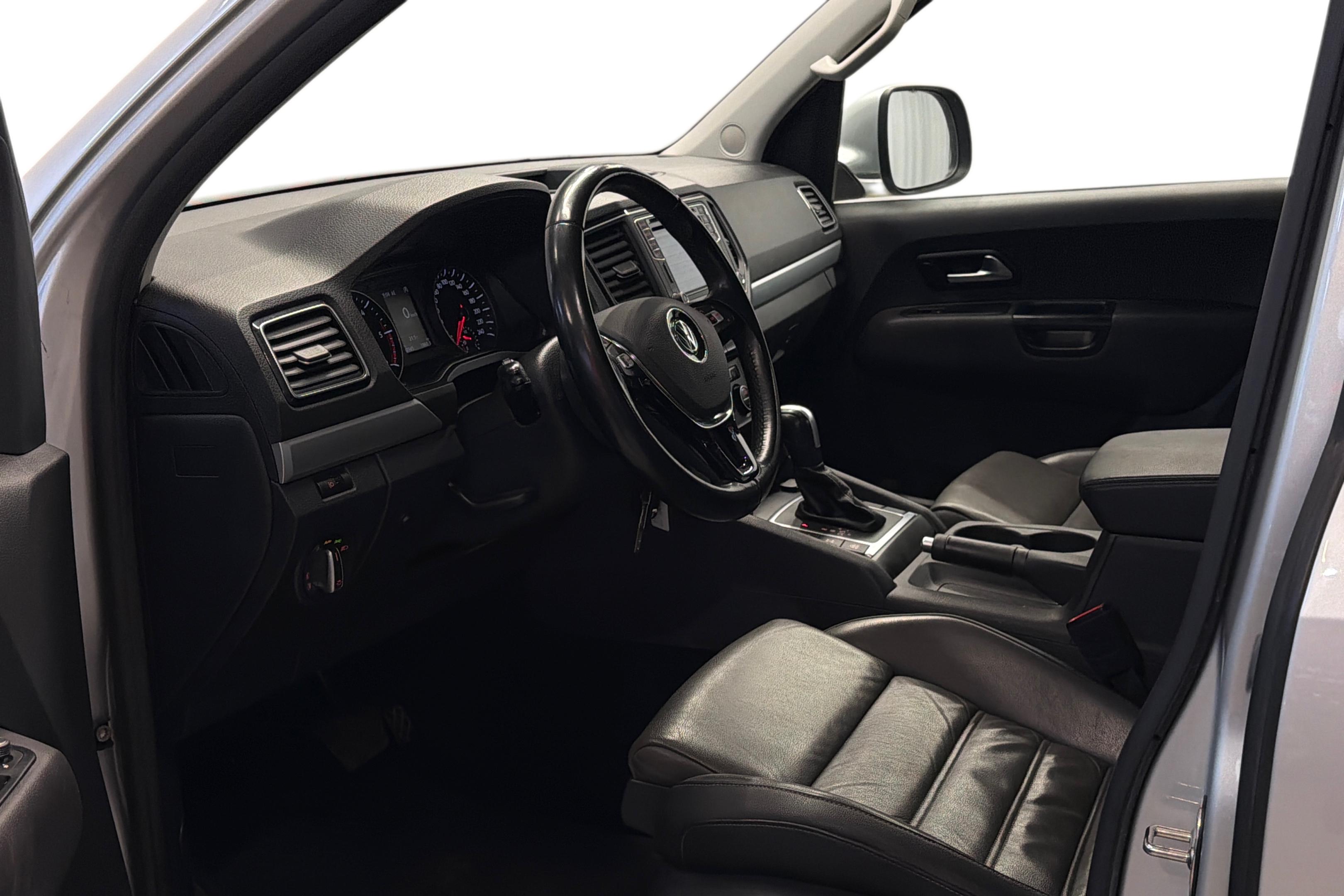 Volkswagen Amarok 2020, photo 7/36