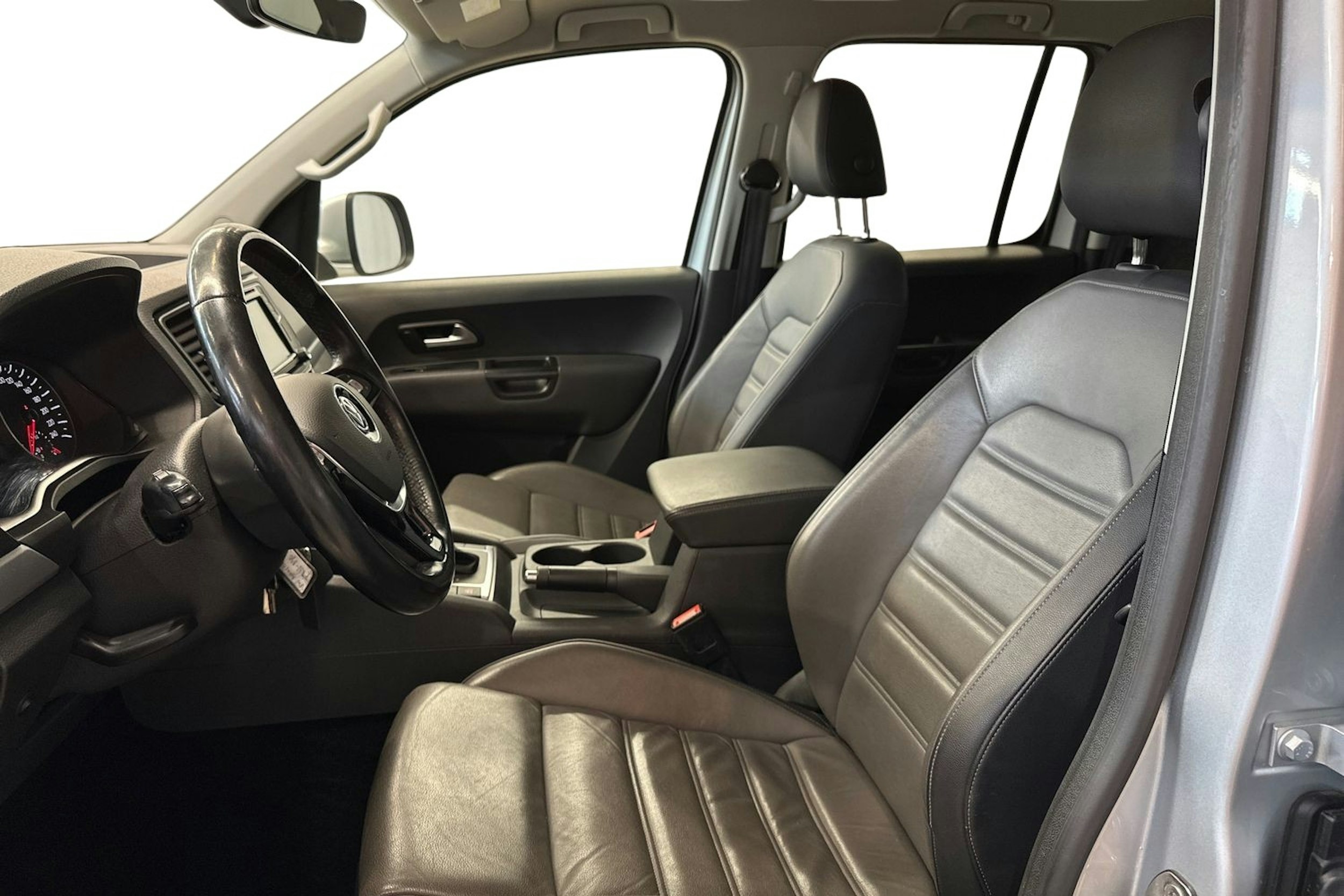 hopea Volkswagen Amarok 2020 kuva 8.