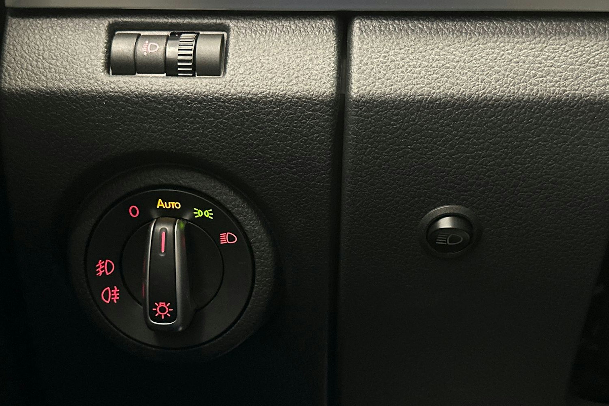 hopea Volkswagen Amarok 2020 kuva 18.