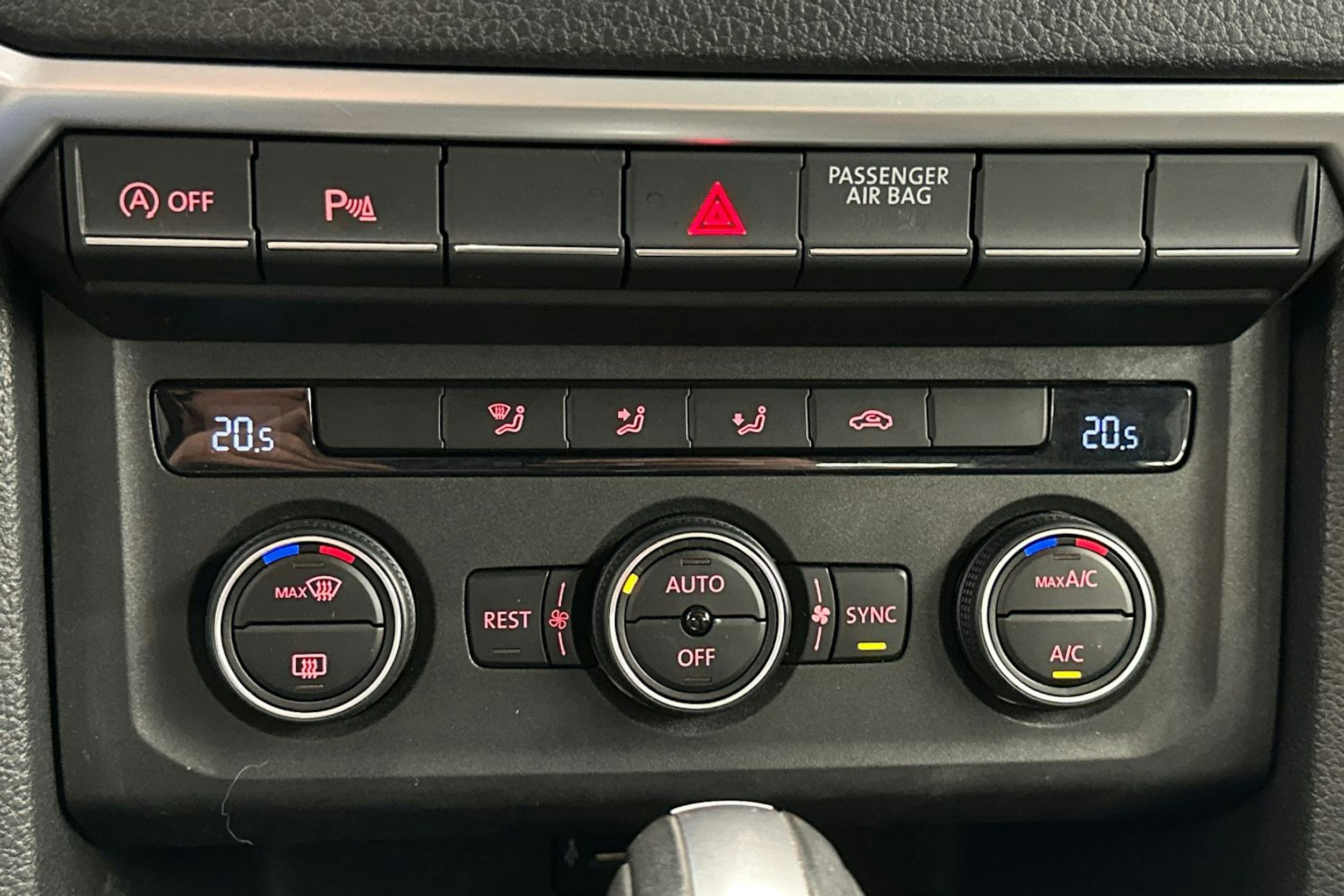 hopea Volkswagen Amarok 2020 kuva 23.