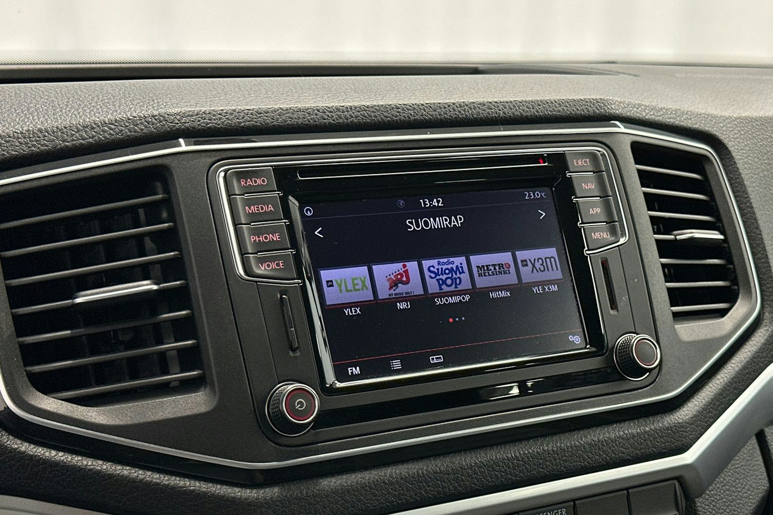 hopea Volkswagen Amarok 2020 kuva 24.