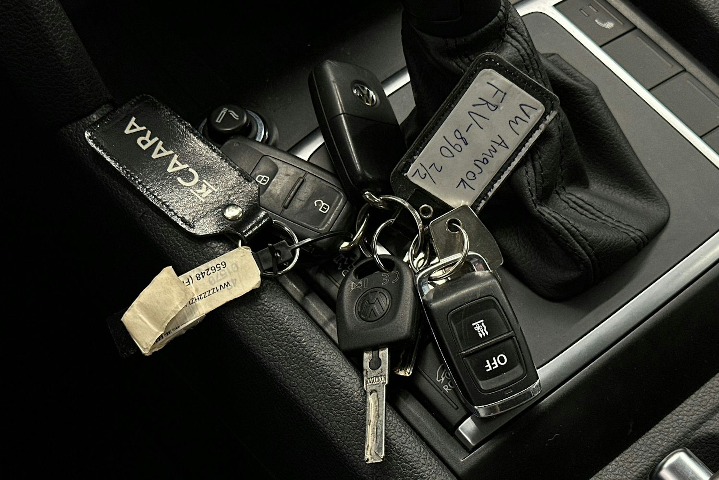 hopea Volkswagen Amarok 2020 kuva 28.