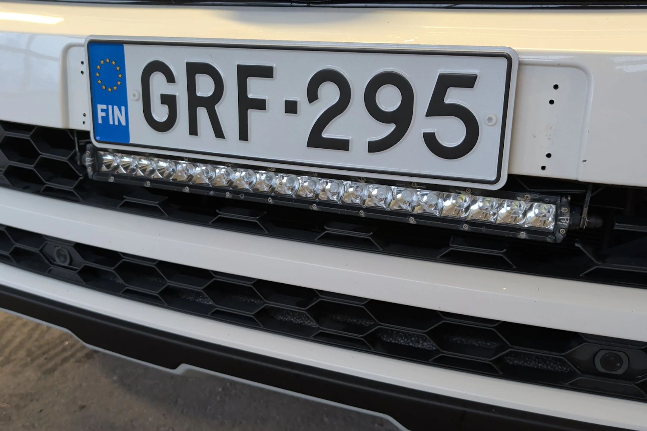 valkoinen Volkswagen Amarok 2020 kuva 19.