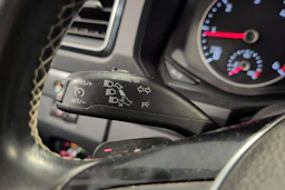 valkoinen Volkswagen Amarok 2020 kuva 26.