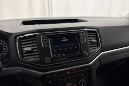 valkoinen Volkswagen Amarok 2020 kuva 16.