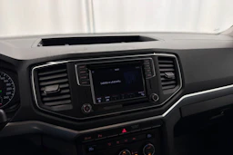 valkoinen Volkswagen Amarok 2020 kuva 17.