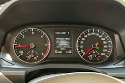 musta Volkswagen Amarok 2020 kuva 16.
