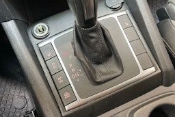musta Volkswagen Amarok 2020 kuva 21.