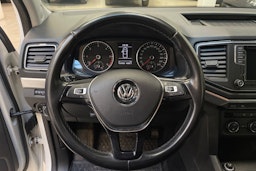 valkoinen Volkswagen Amarok 2020 kuva 15.