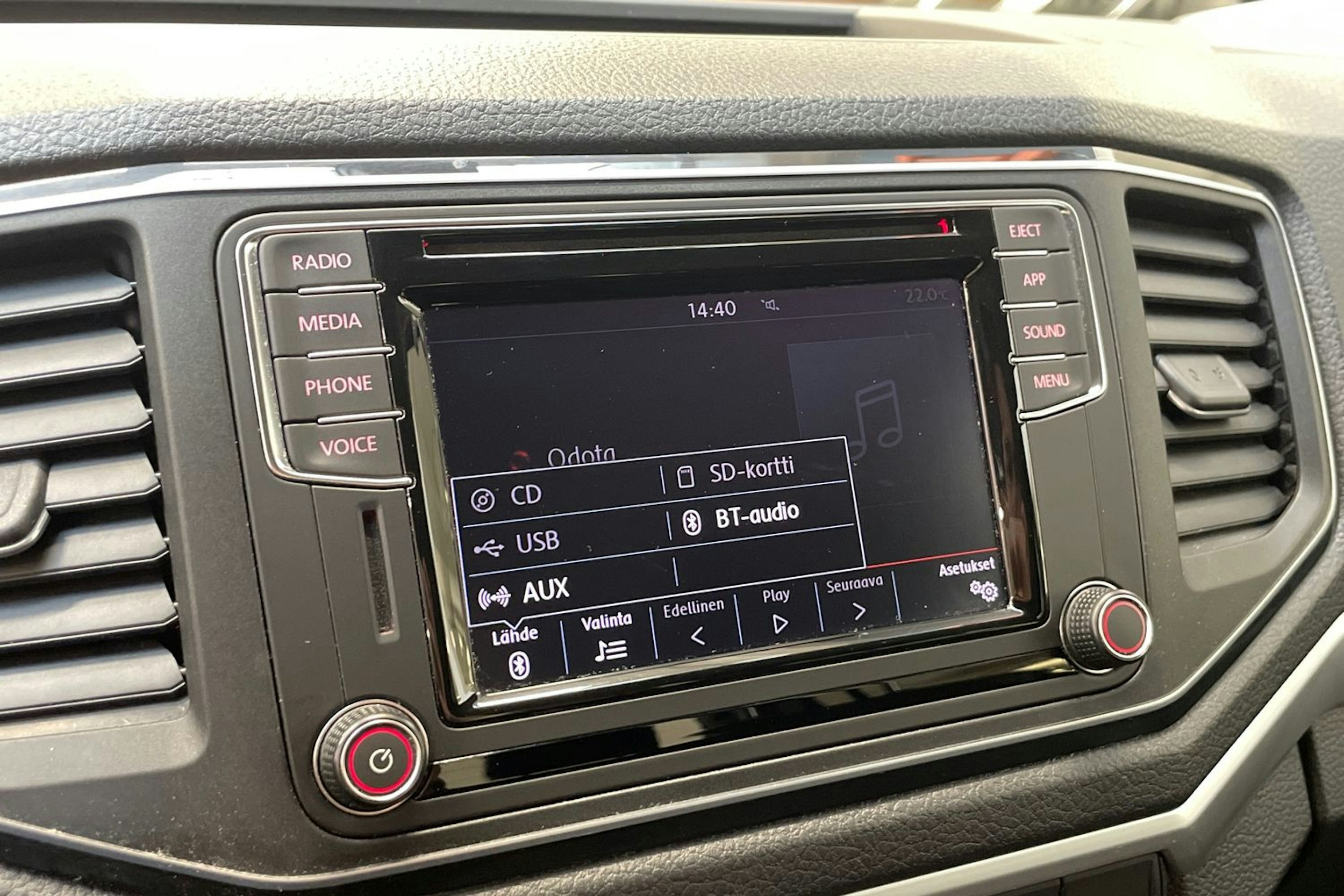 valkoinen Volkswagen Amarok 2020 kuva 21.