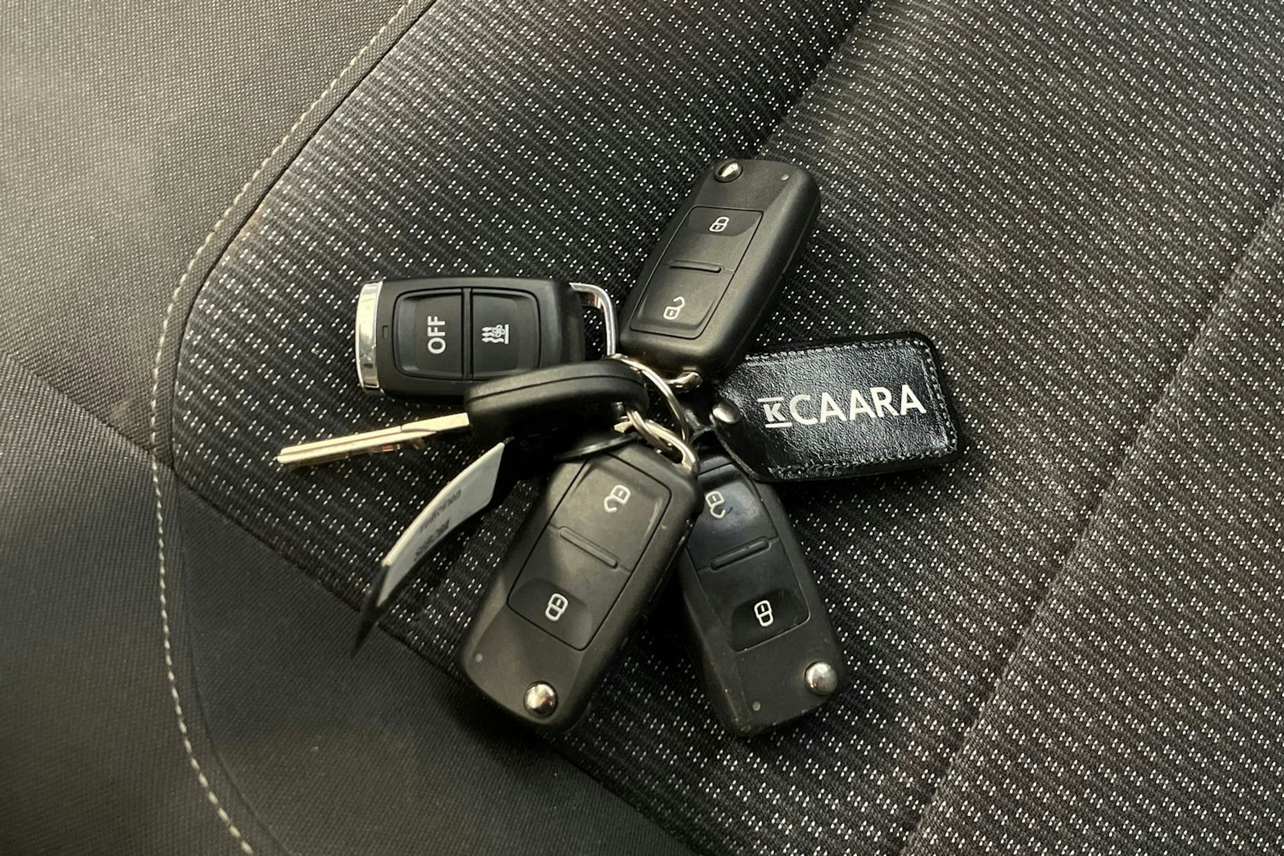 valkoinen Volkswagen Amarok 2020 kuva 29.