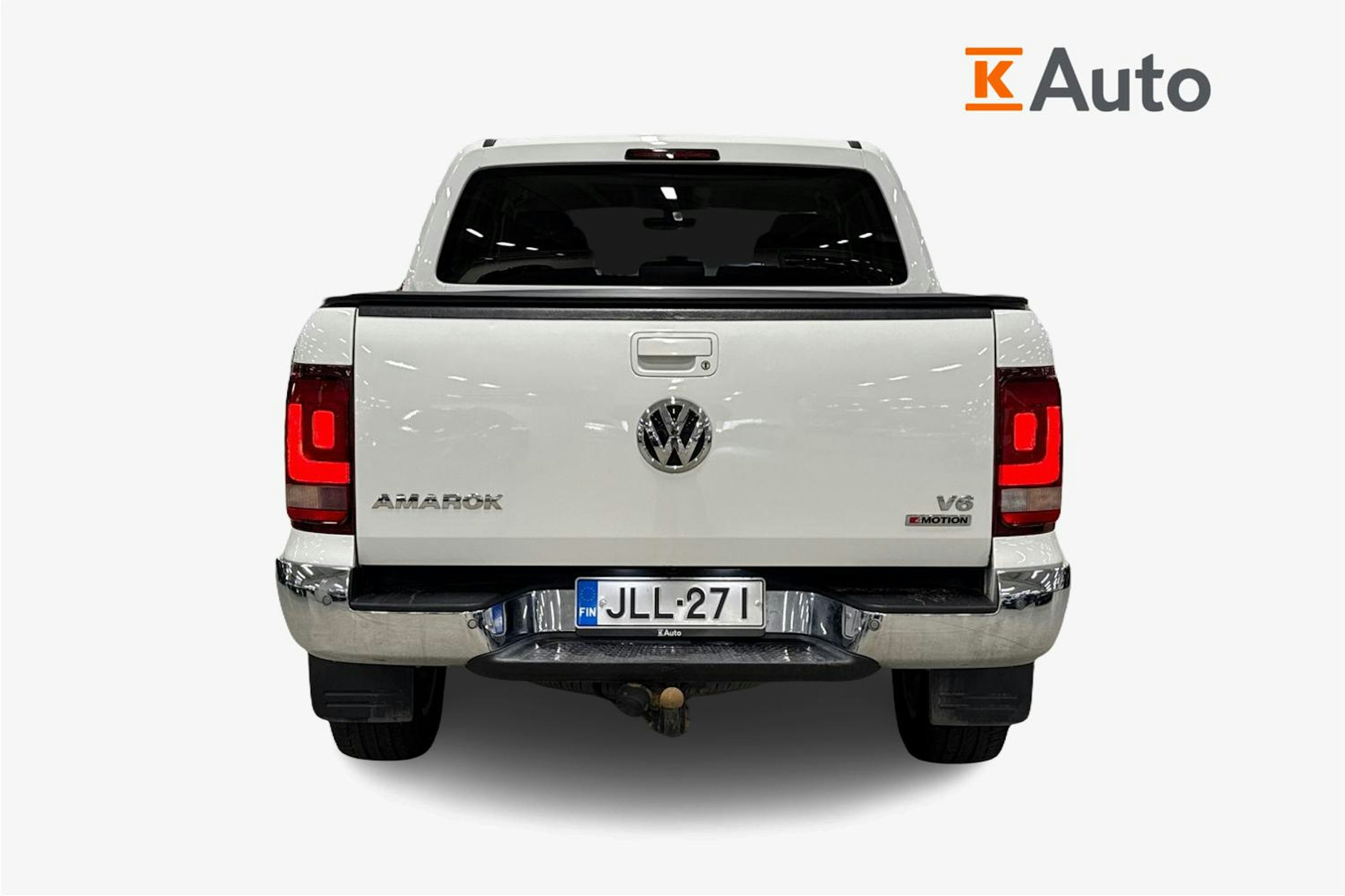 Valkoinen Volkswagen Amarok 2020 kuva 3.
