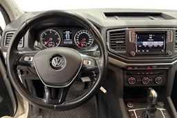 Valkoinen Volkswagen Amarok 2020 kuva 9.