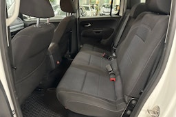 Valkoinen Volkswagen Amarok 2020 kuva 15.