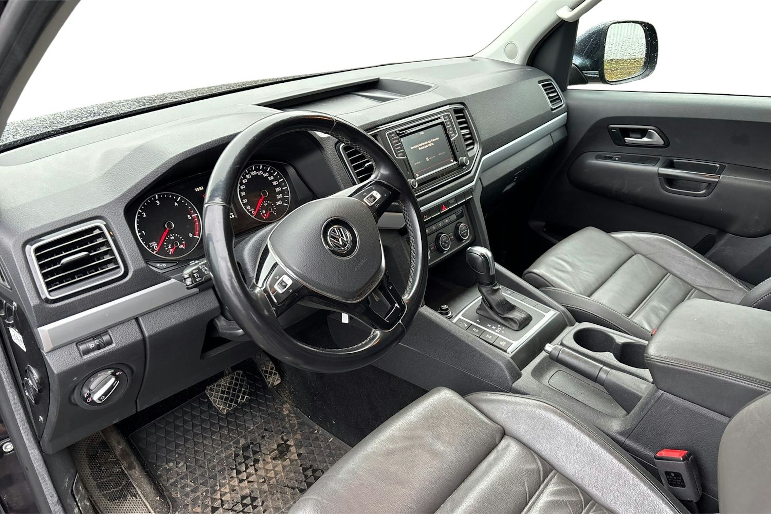 Sininen Volkswagen Amarok 2020 kuva 3.