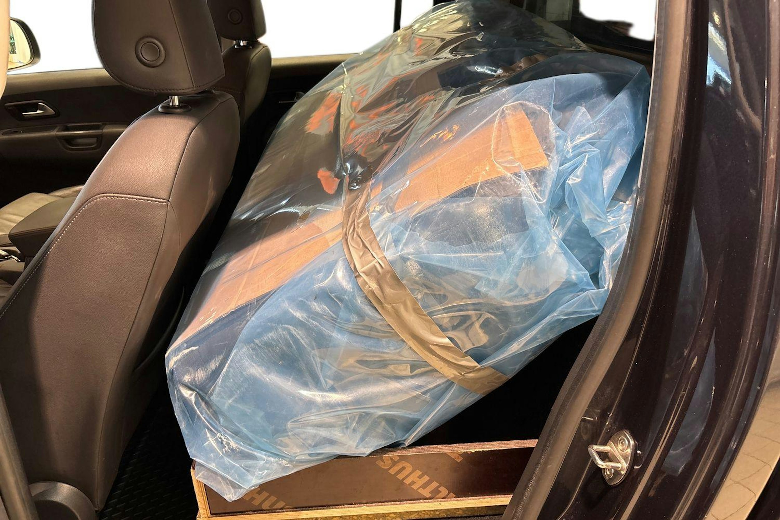 Sininen Volkswagen Amarok 2020 kuva 10.