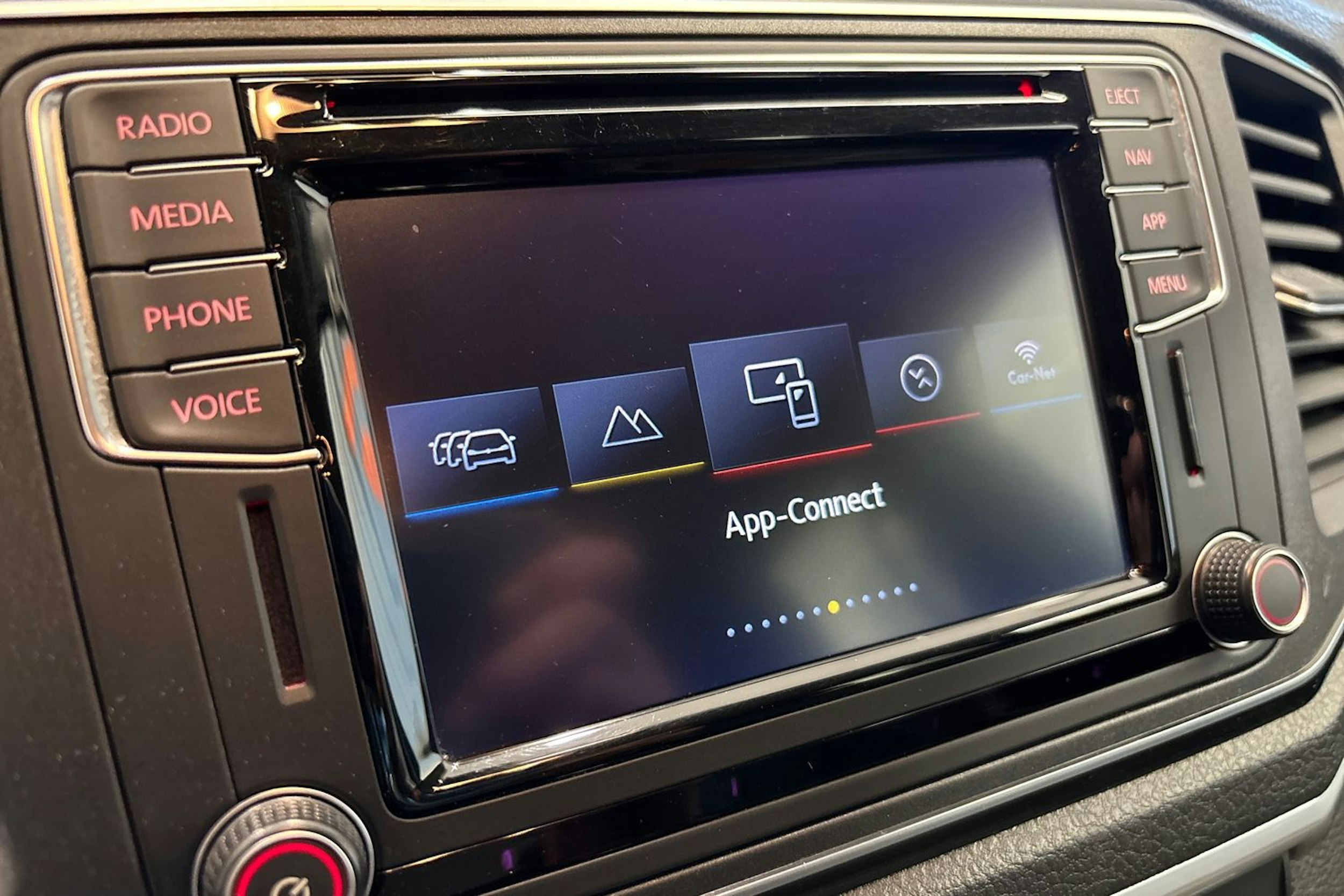 Sininen Volkswagen Amarok 2020 kuva 13.