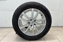 Sininen Volkswagen Amarok 2020 kuva 24.