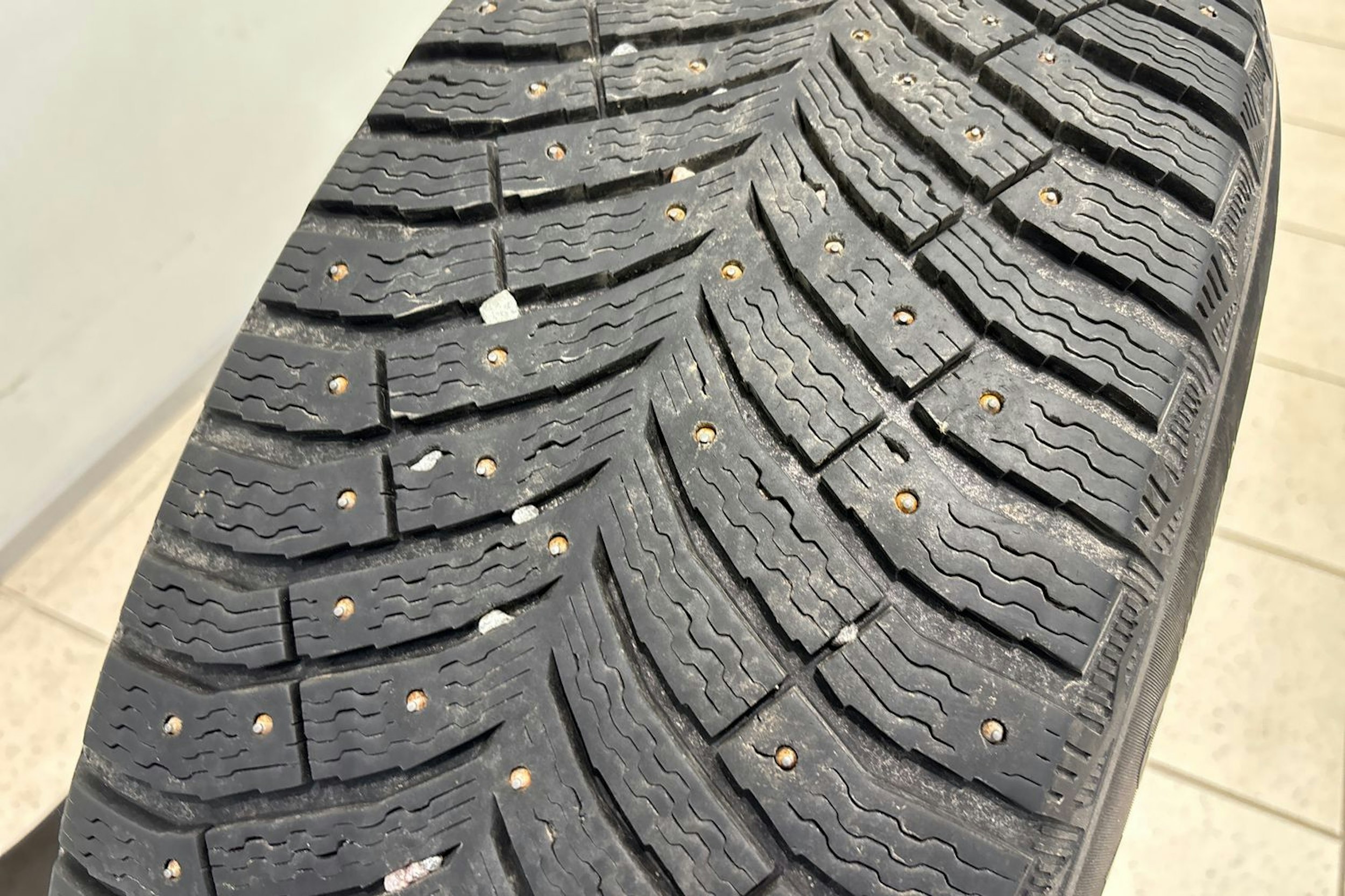 Sininen Volkswagen Amarok 2020 kuva 25.