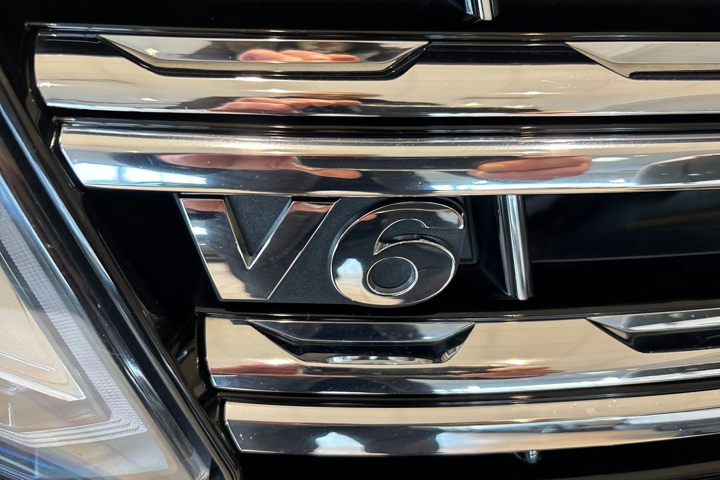 Sininen Volkswagen Amarok 2020 kuva 28.