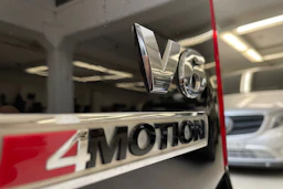 musta Volkswagen Amarok 2020 kuva 30.