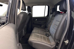 musta Volkswagen Amarok 2020 kuva 8.