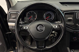 musta Volkswagen Amarok 2020 kuva 11.
