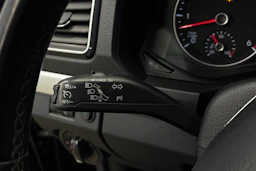 musta Volkswagen Amarok 2020 kuva 18.