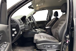 musta Volkswagen Amarok 2020 kuva 3.