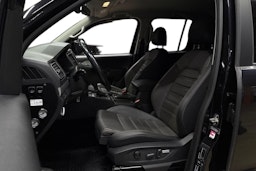 musta Volkswagen Amarok 2020 kuva 6.