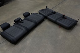 musta Volkswagen Amarok 2020 kuva 35.
