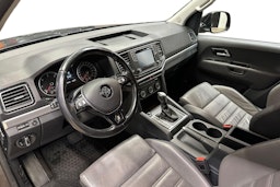 musta Volkswagen Amarok 2020 kuva 9.