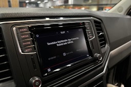 musta Volkswagen Amarok 2020 kuva 28.