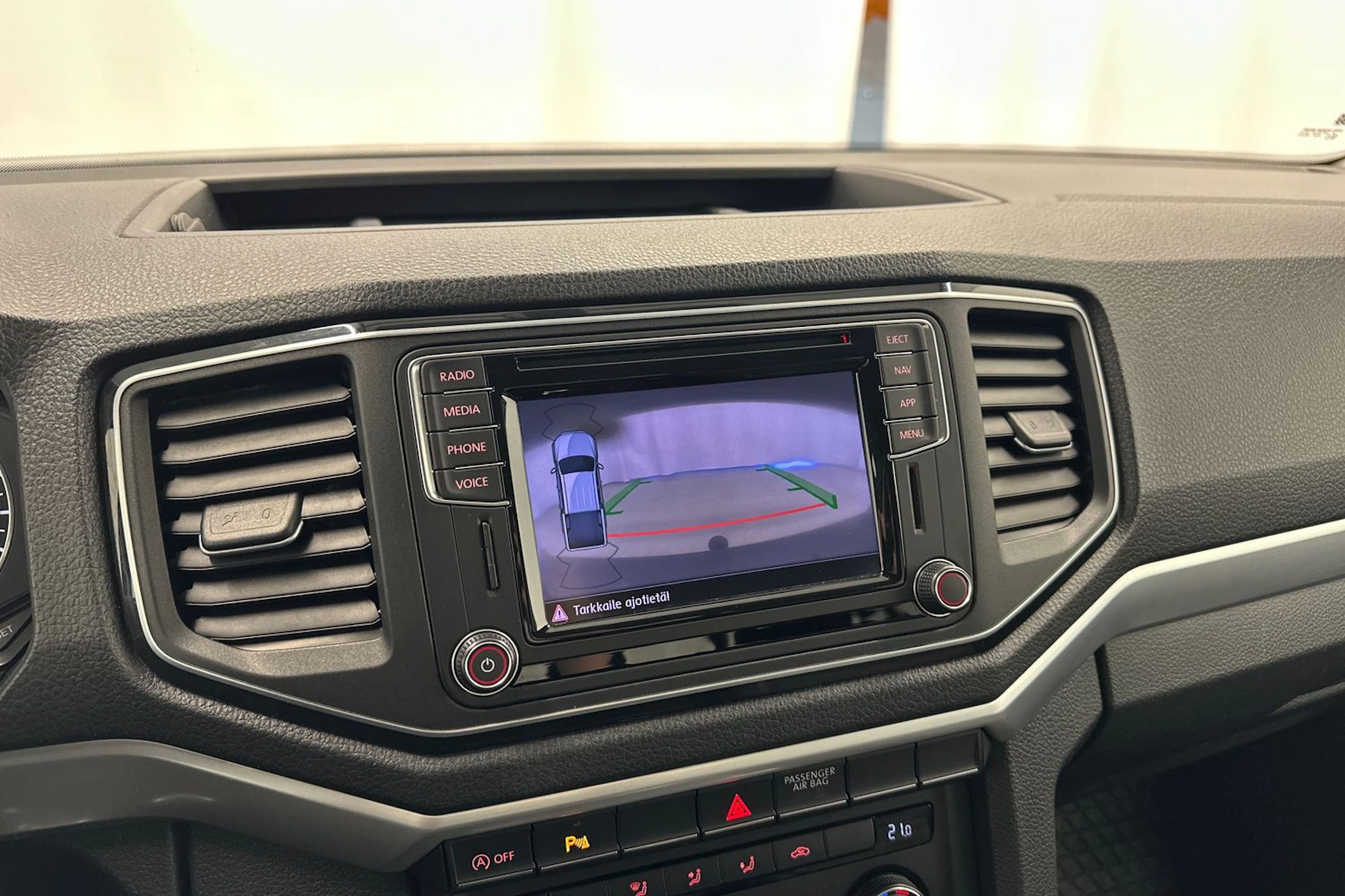 hopea Volkswagen Amarok 2020 kuva 18.