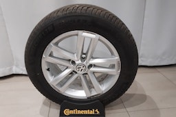 sininen Volkswagen Amarok 2020 kuva 15.