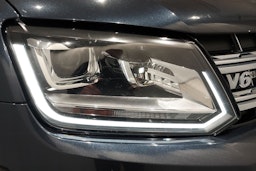 sininen Volkswagen Amarok 2020 kuva 17.