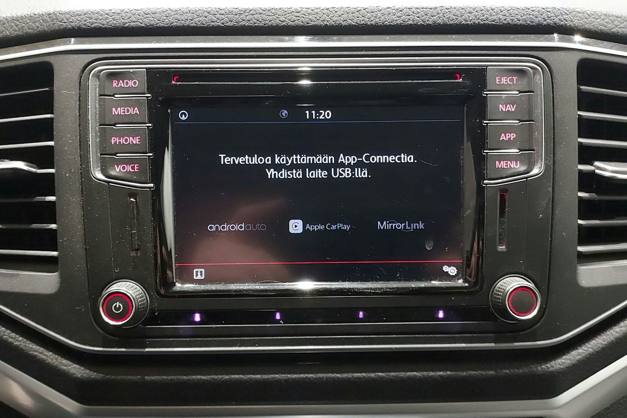 sininen Volkswagen Amarok 2020 kuva 23.