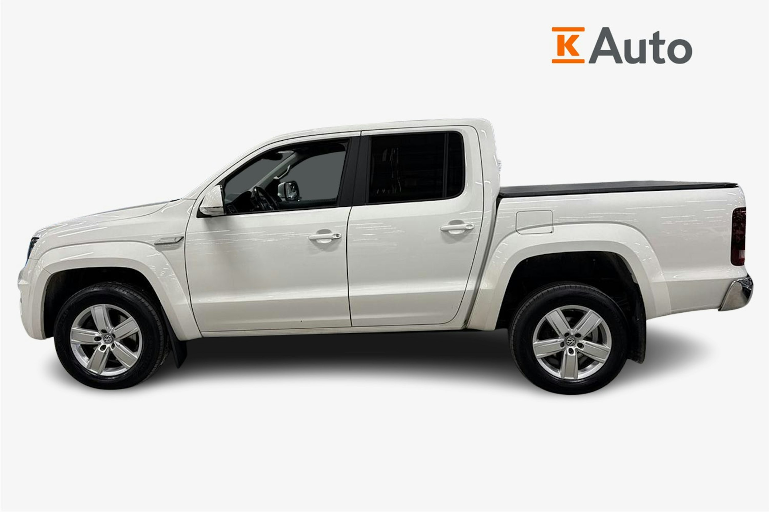 valkoinen Volkswagen Amarok 2020 kuva 6.