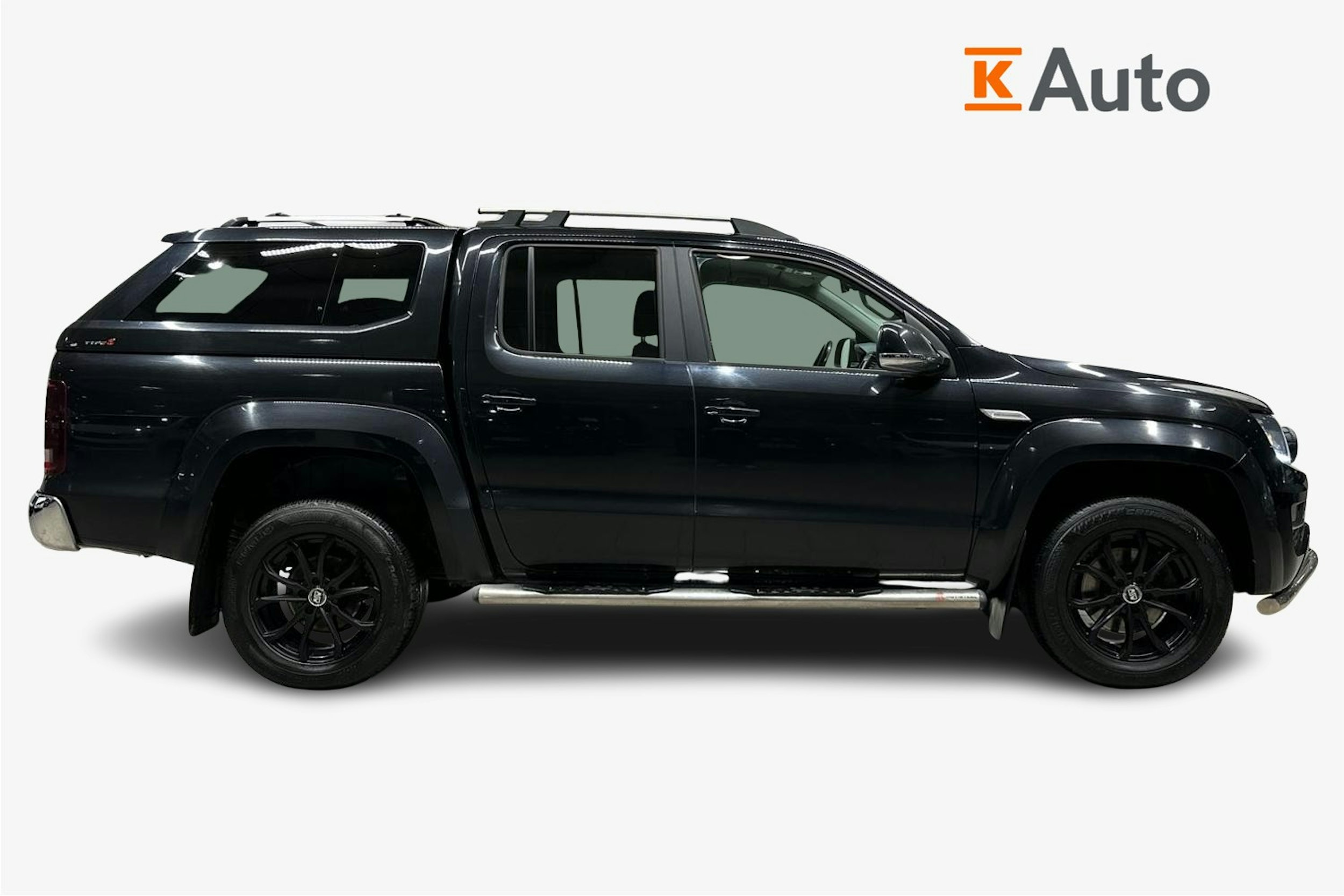 Musta Volkswagen Amarok 2020 kuva 6.