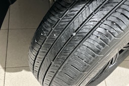 Musta Volkswagen Amarok 2020 kuva 36.