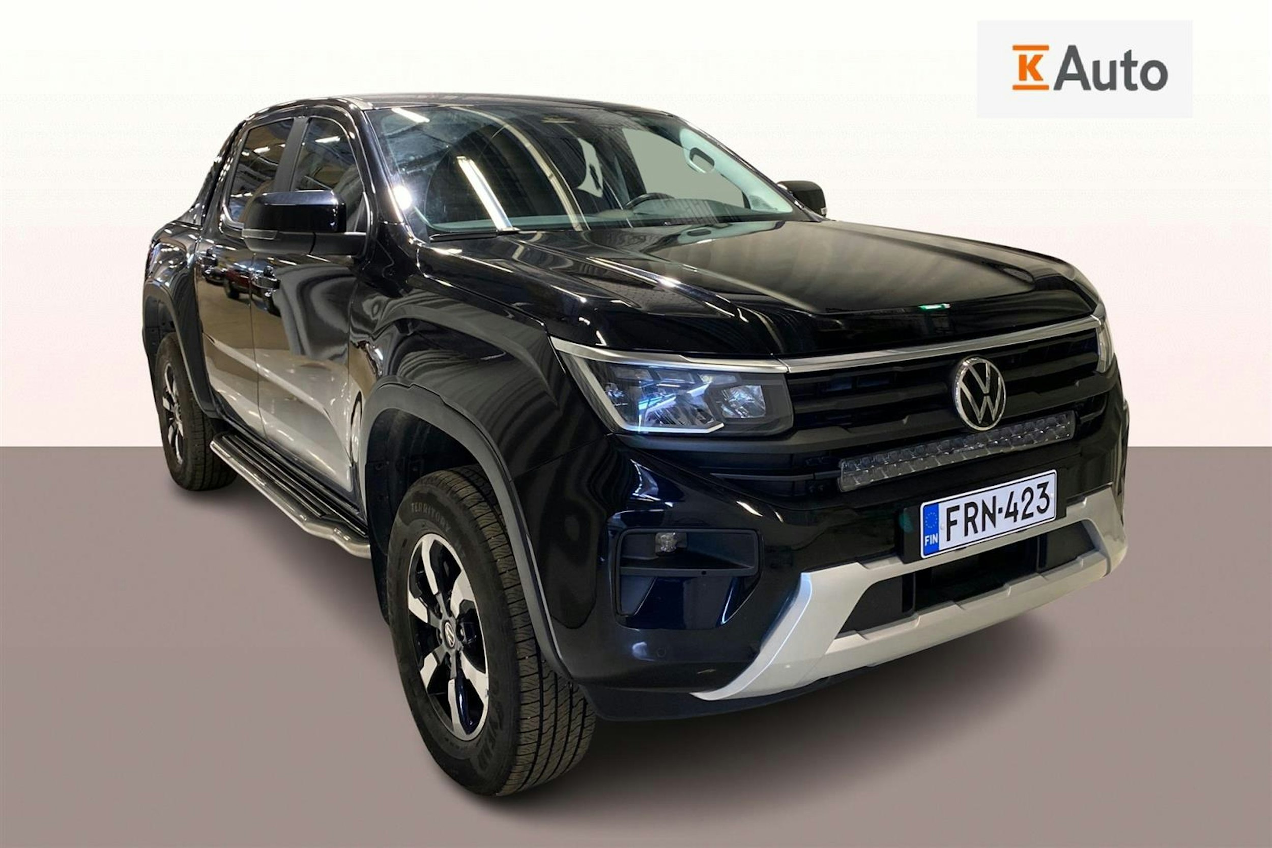 musta Volkswagen Amarok 2023 kuva 1.