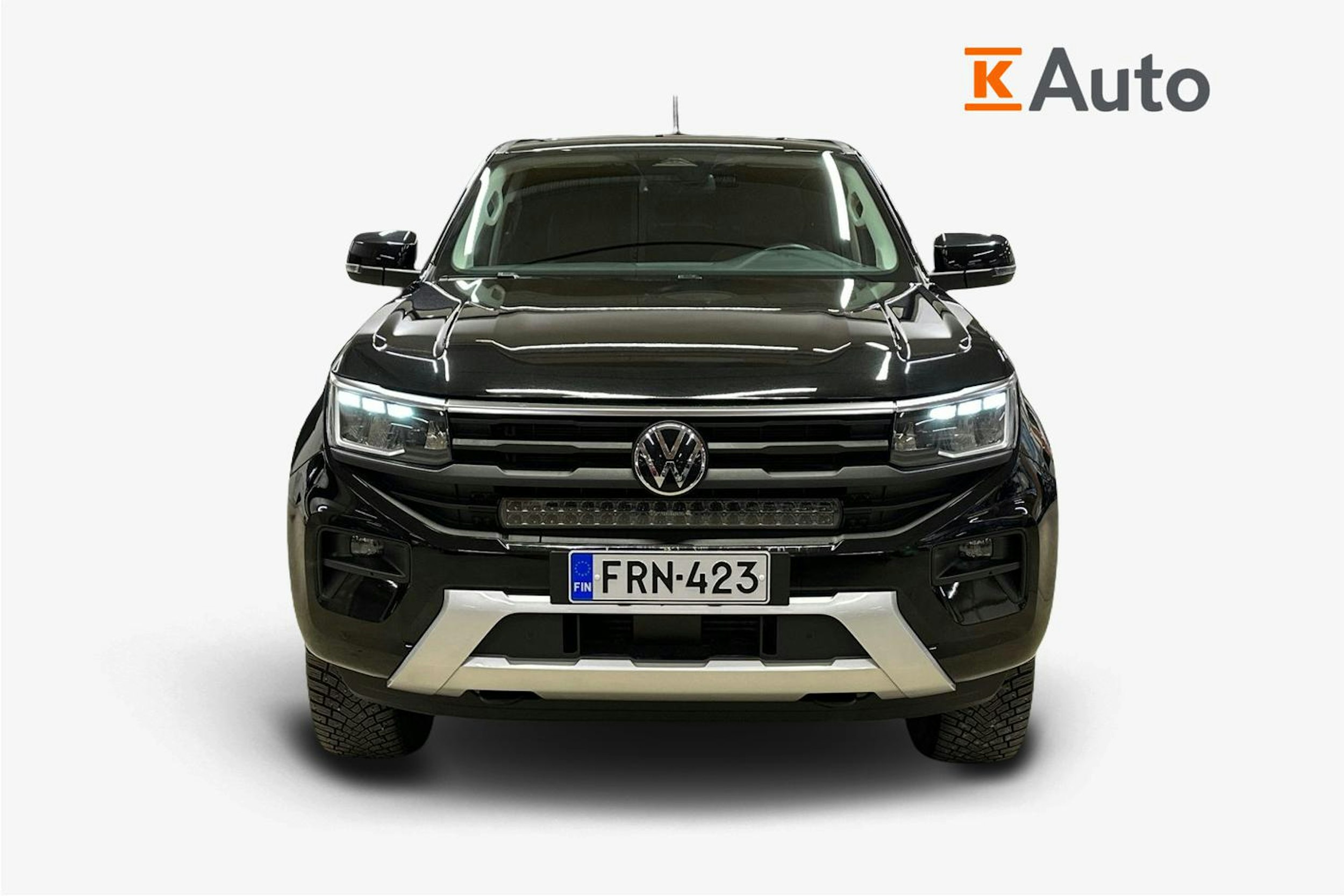 musta Volkswagen Amarok 2023 kuva 5.