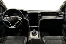 musta Volkswagen Amarok 2023 kuva 9.