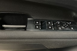 musta Volkswagen Amarok 2023 kuva 13.