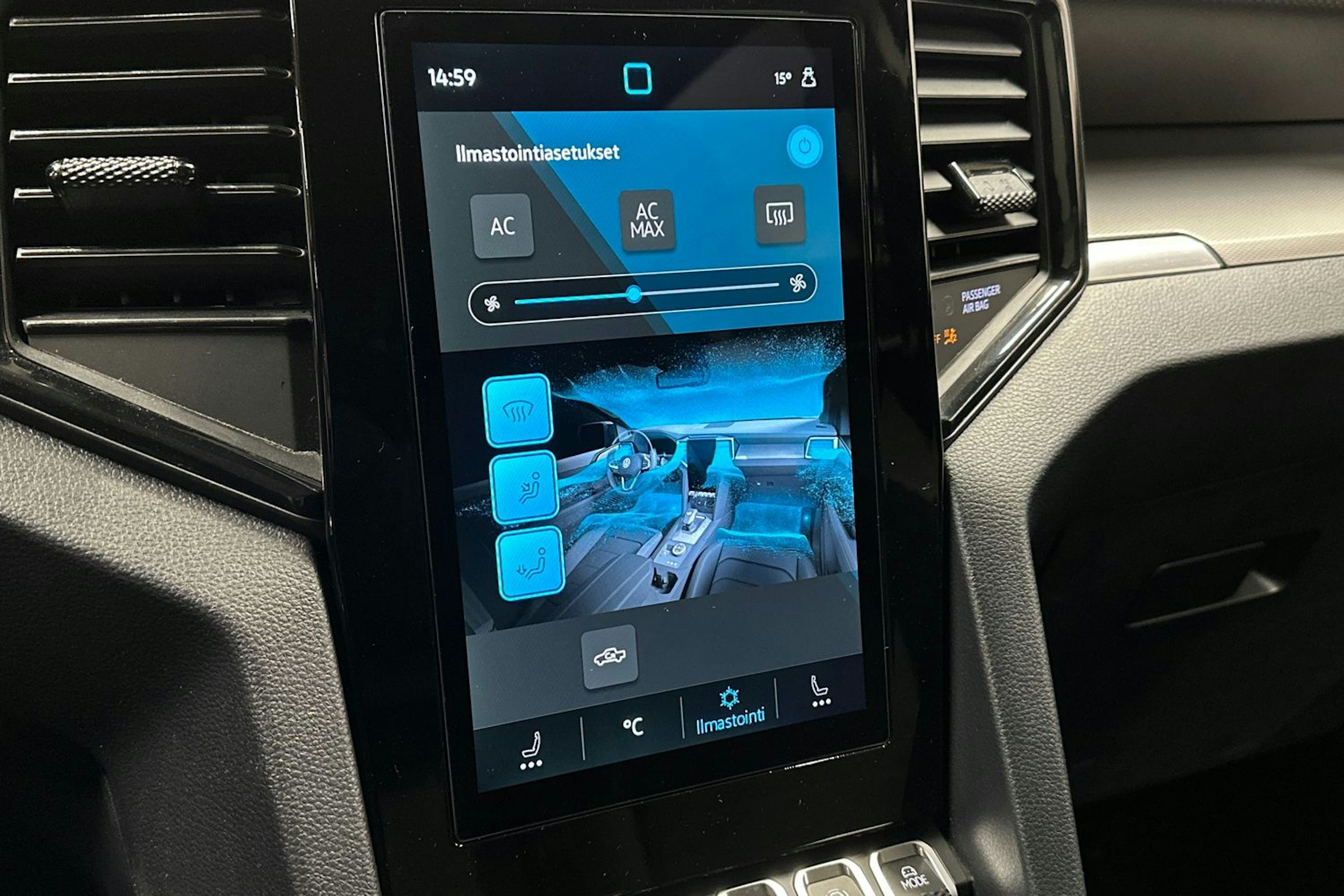 musta Volkswagen Amarok 2023 kuva 20.